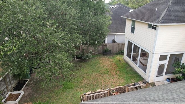 Building Photo - 16242 Pine Thorn Dr