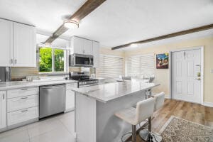 Building Photo - 2020 Lake Osborne Dr