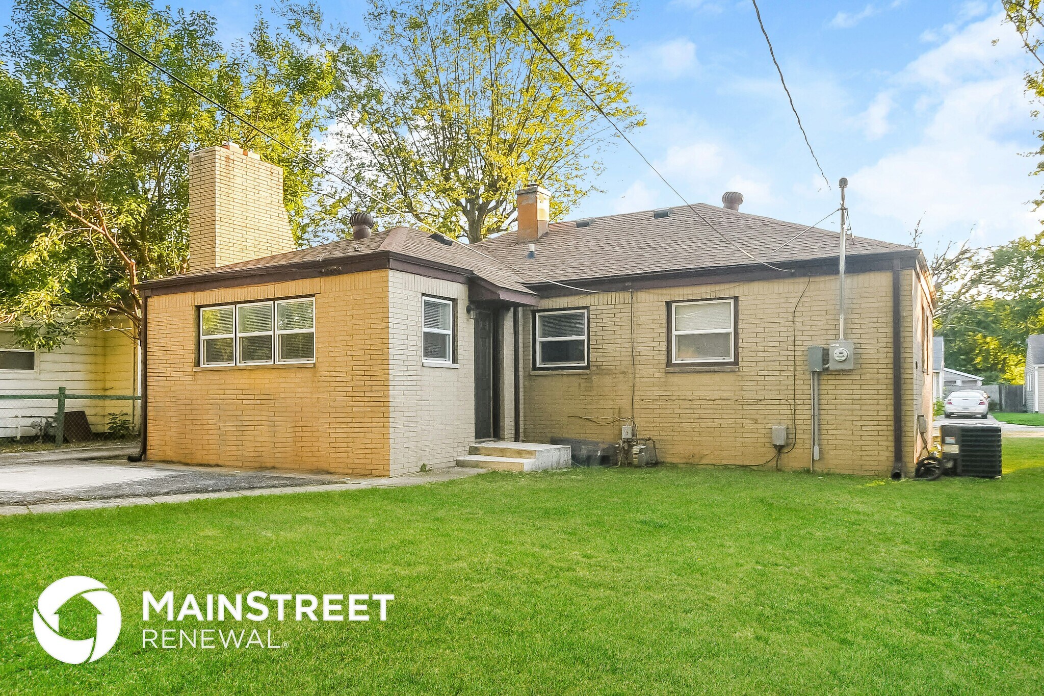 Building Photo - 4769 N Mitchner Ave