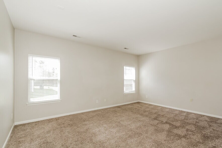 Building Photo - 7441 Mary Jo Helms Dr