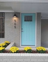 Building Photo - 565 Lakeland Dr