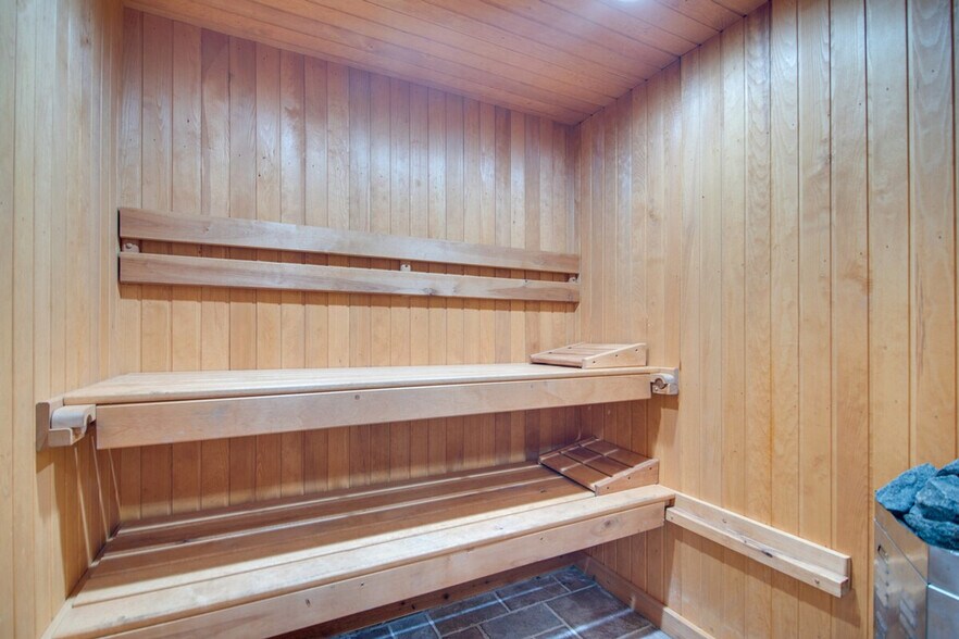 Building Photo - 30W777 Shoe Factory Rd