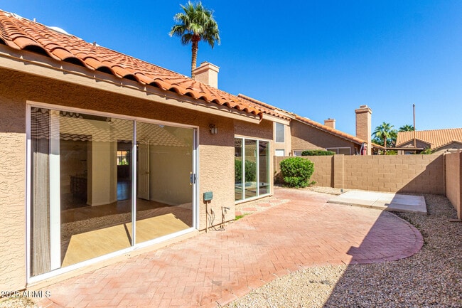 Building Photo - 9285 E Sutton Dr