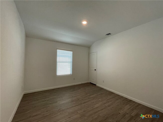 Building Photo - 414 Fairy Duster Dr