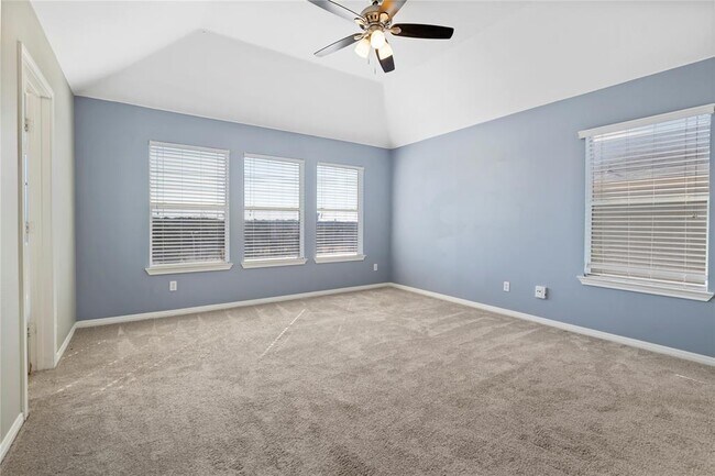 Building Photo - 700 Mandarin Flyway