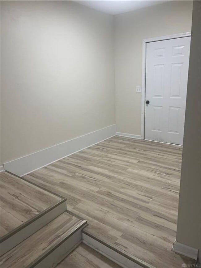 Building Photo - Family Home for Rent in Jamestown