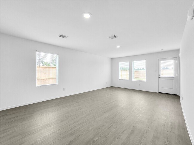 Building Photo - 1703 Green Warbler Ln