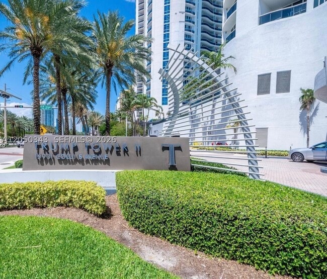 Building Photo - 15901 Collins Ave