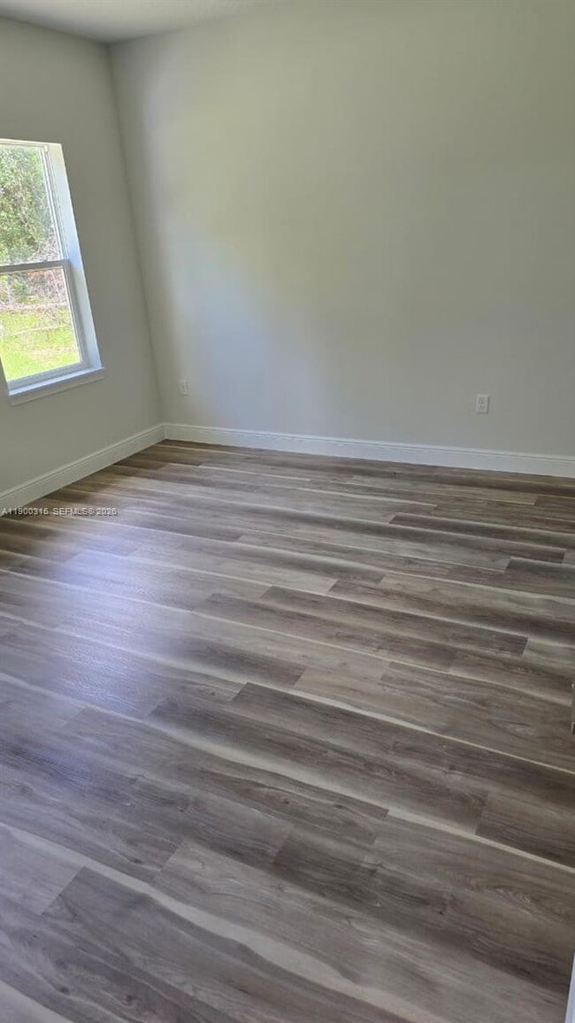 Building Photo - 16855 SW 18th Avenue Rd