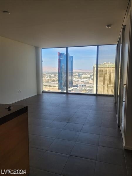 Building Photo - 3722 S Las Vegas Blvd