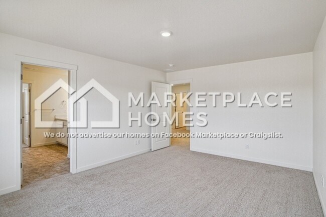 Building Photo - 127 N 66th Ave