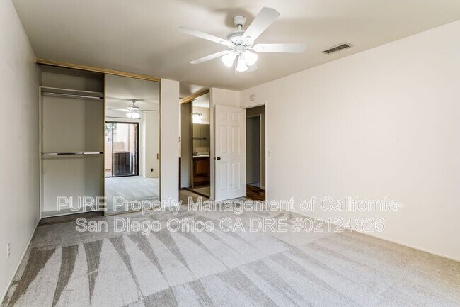 Building Photo - 2107 David Dr