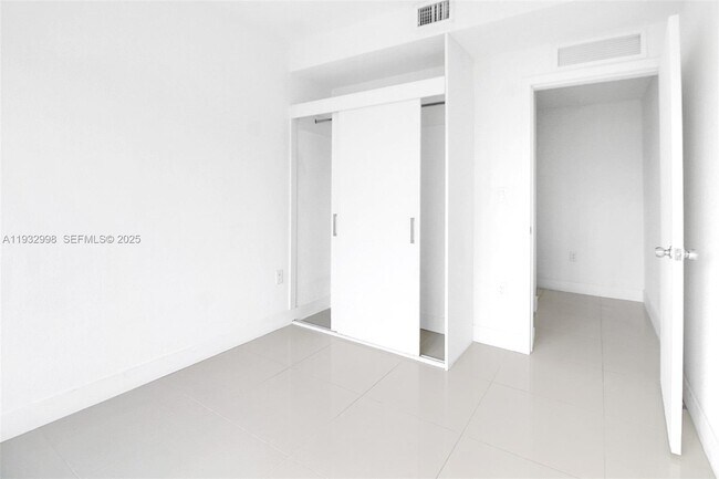 Building Photo - 14482 SW 259th St