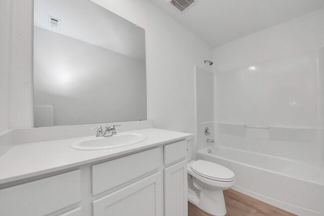 Building Photo - 19523 Manduca Dr