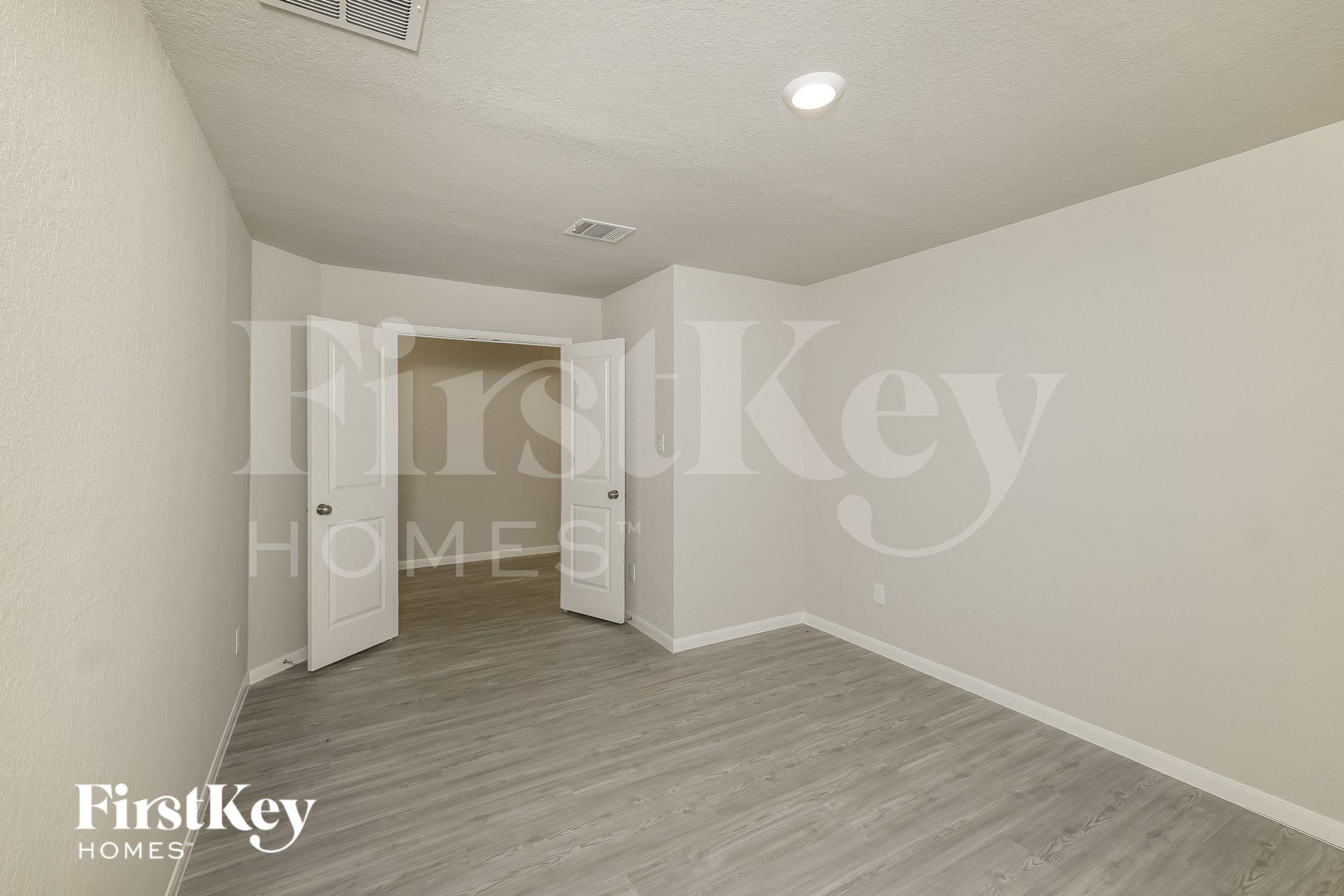 Building Photo - 6707 Hatchery Way