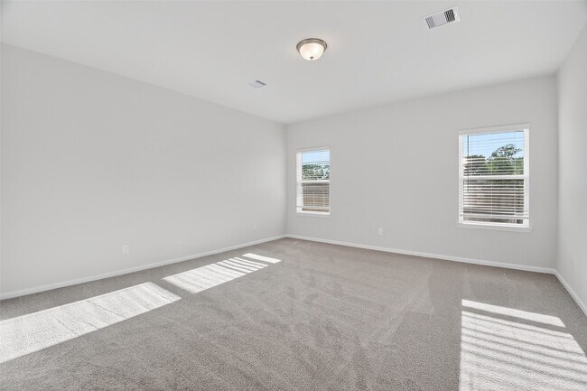 Building Photo - 2615 Ryon Falls Dr