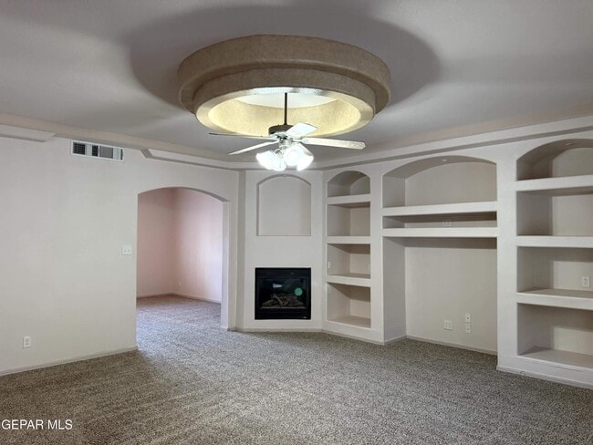Building Photo - 317 Zenith Dr