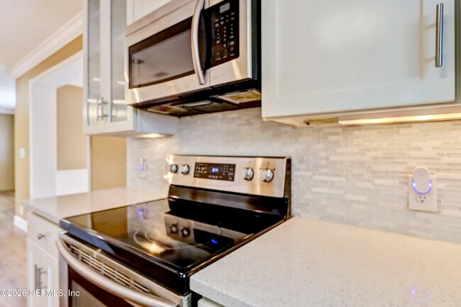 Building Photo - 4328 Savannah Ave