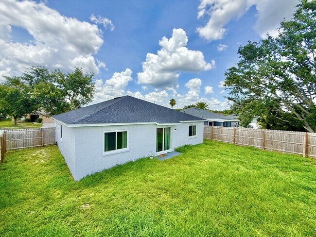 Building Photo - 12129 Buffington Ln