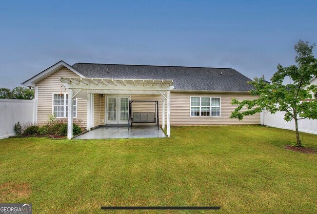 Building Photo - 201 Brookstone Dr SW