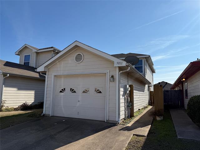 Building Photo - 5031 Mountain Spring Trail