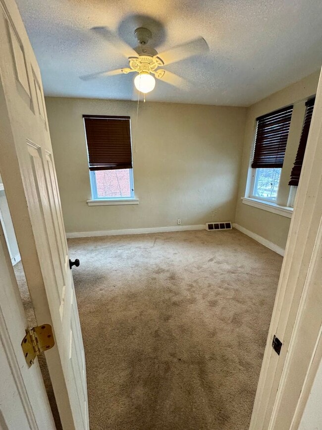 Building Photo - 5514 Broad St