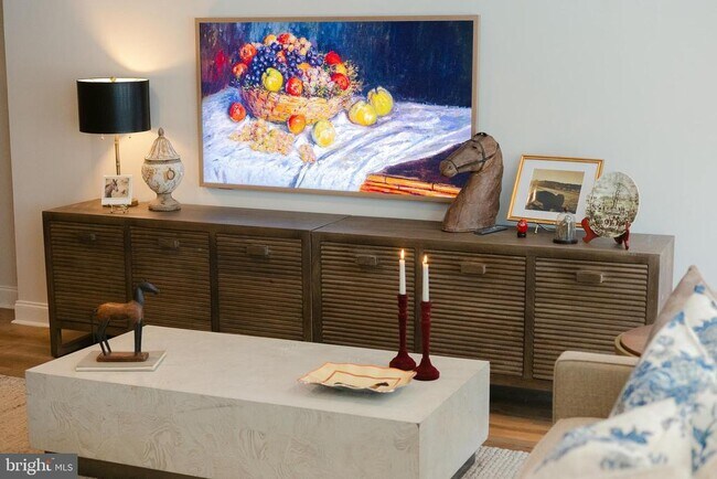 Building Photo - 13230 Falls Rd