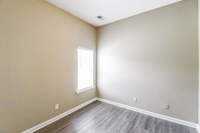 Building Photo - 2753 Virginia Woods Pl