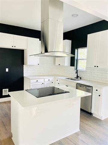 Building Photo - 2210 Langford St