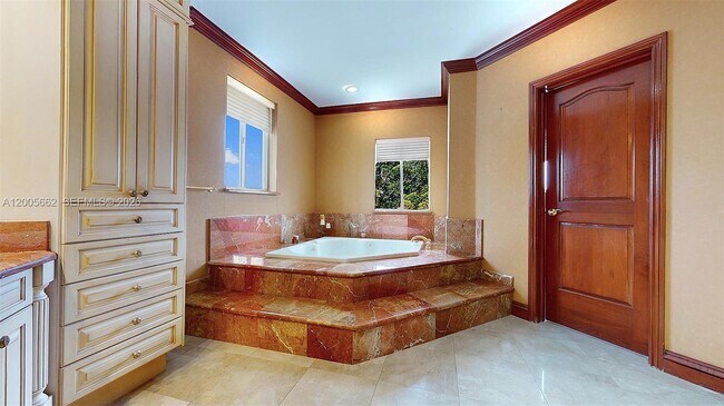 Building Photo - 1131 Stillwater Dr