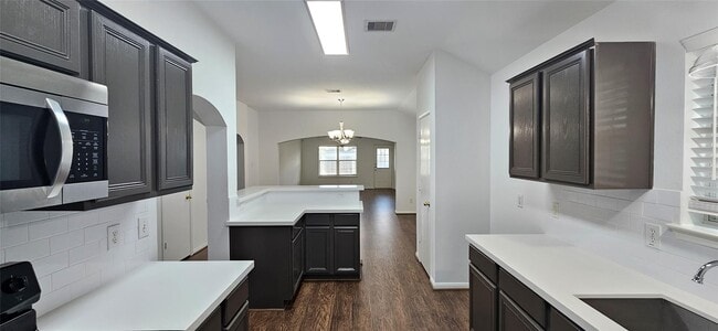 Building Photo - 919 Yorkshire Hollow Ln