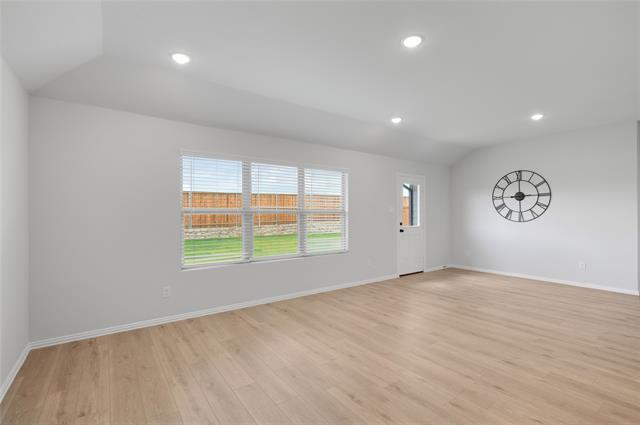 Building Photo - 610 Ridgewood Dr