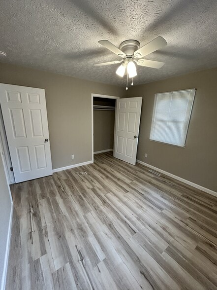 Master Bed - 708 Spruce St