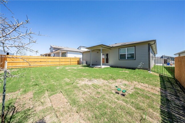 Building Photo - 13708 Lubeck Dr