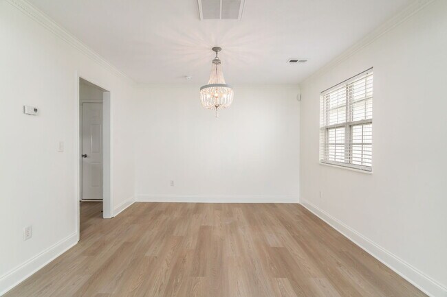 Building Photo - 3956 Archibald Way