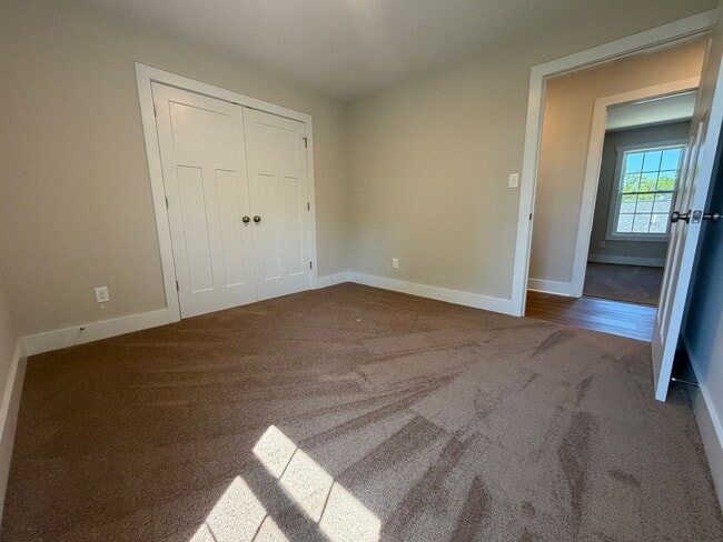 Building Photo - New Construction Second Floor Duplex