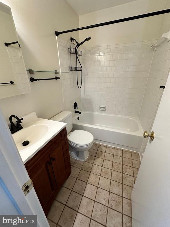 Building Photo - 7943 Timarand Ct