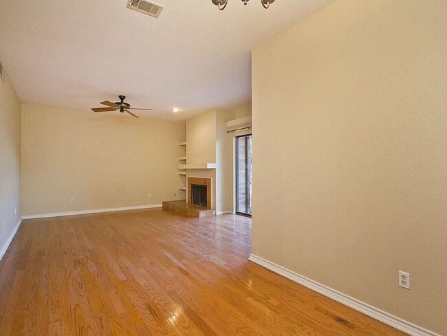 Building Photo - 8200 Neely Dr