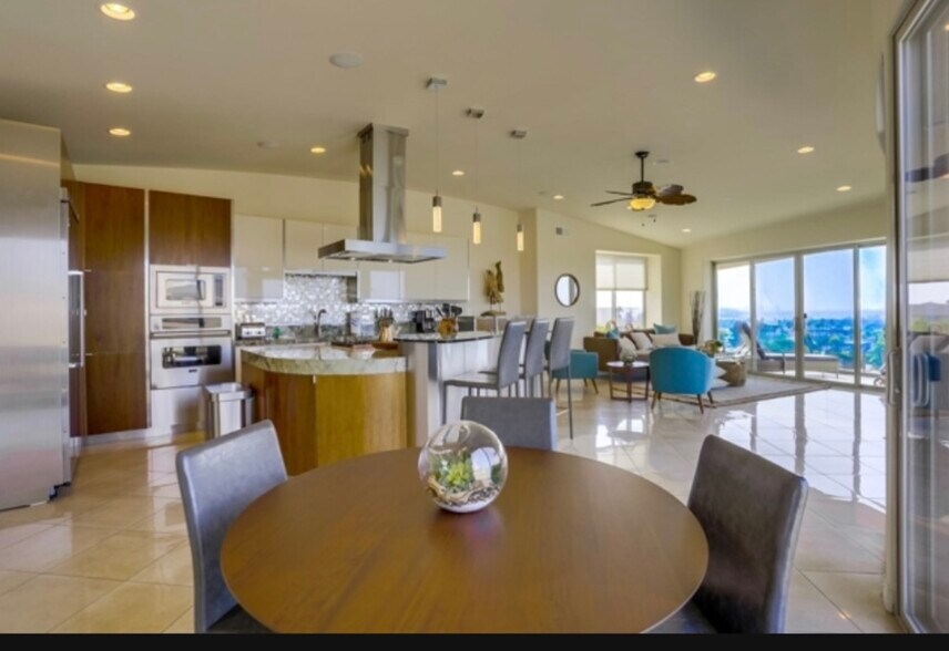 Building Photo - 1518 Monmouth Dr