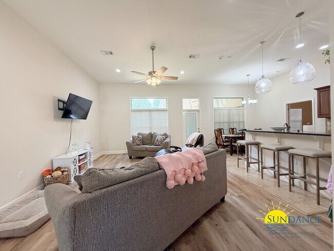Building Photo - Spacious 4BR/2BA Home in Fort Walton Beach Near Eglin Parkway!