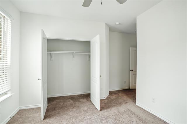 Building Photo - 604 Bronze Forest Dr