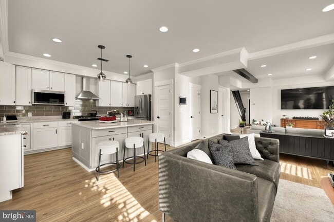 Building Photo - 4240 34th St