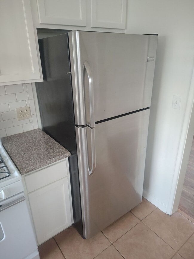 Building Photo - 3 Bedroom 1 Bathroom Home in Benton Park Available! Ask About Our Move-In Special!