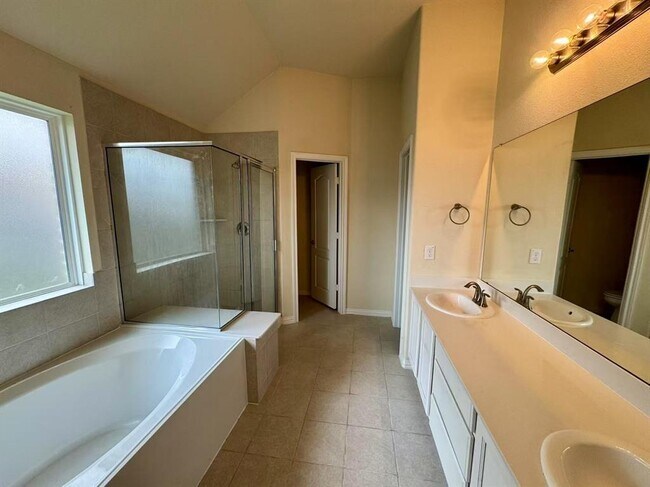 Building Photo - 30111 Twisting Springs Dr