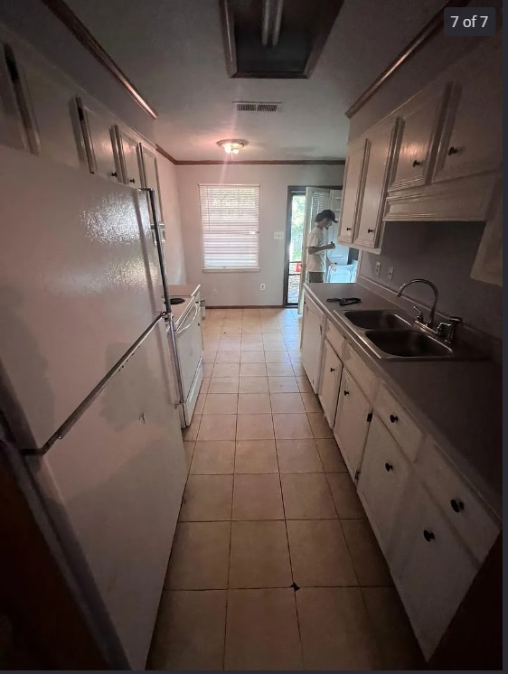 Building Photo - 26 Meadowoods Pl