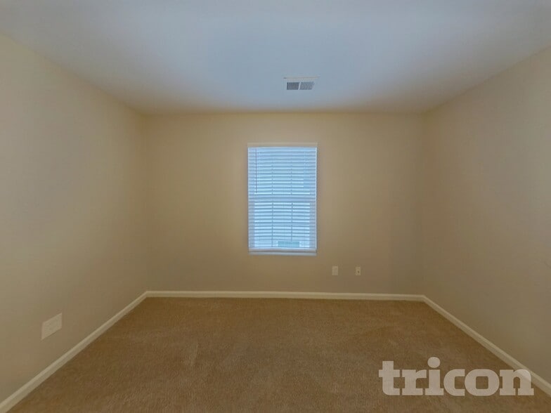 Building Photo - 253 Aershire Ct