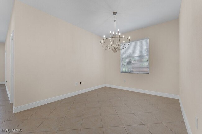 Building Photo - 10041 Heather Ln