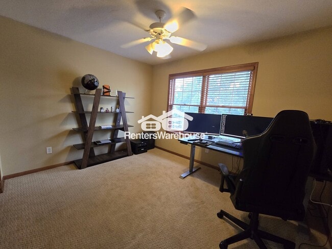 Building Photo - 15420 Plumstone Dr