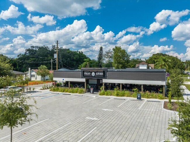 Building Photo - 2786 Curry Ford Rd