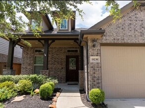 Building Photo - 19239 S Cottonwood Green Ln